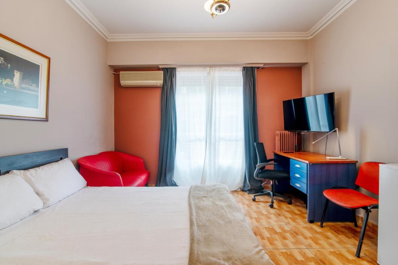 Charlie City Center Room Aten Exteriör bild
