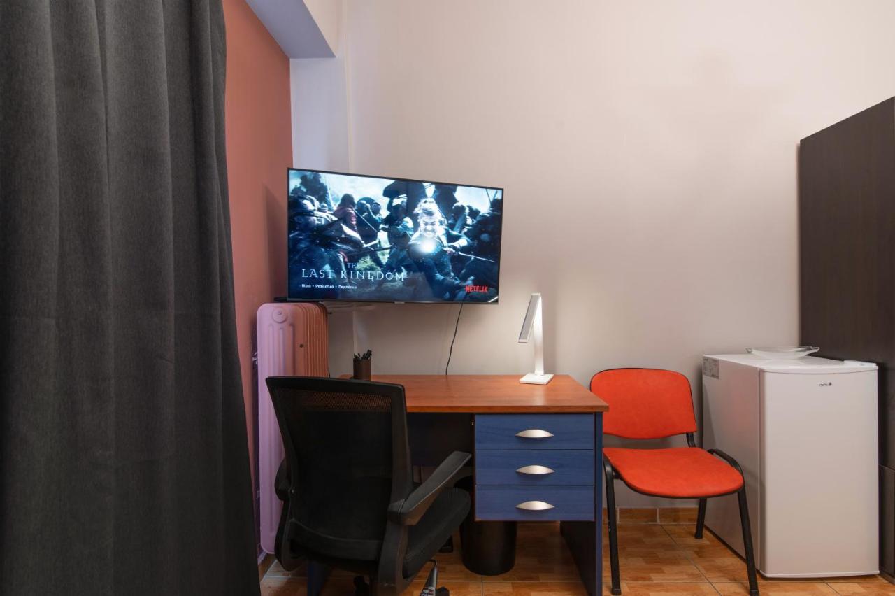 Charlie City Center Room Aten Exteriör bild