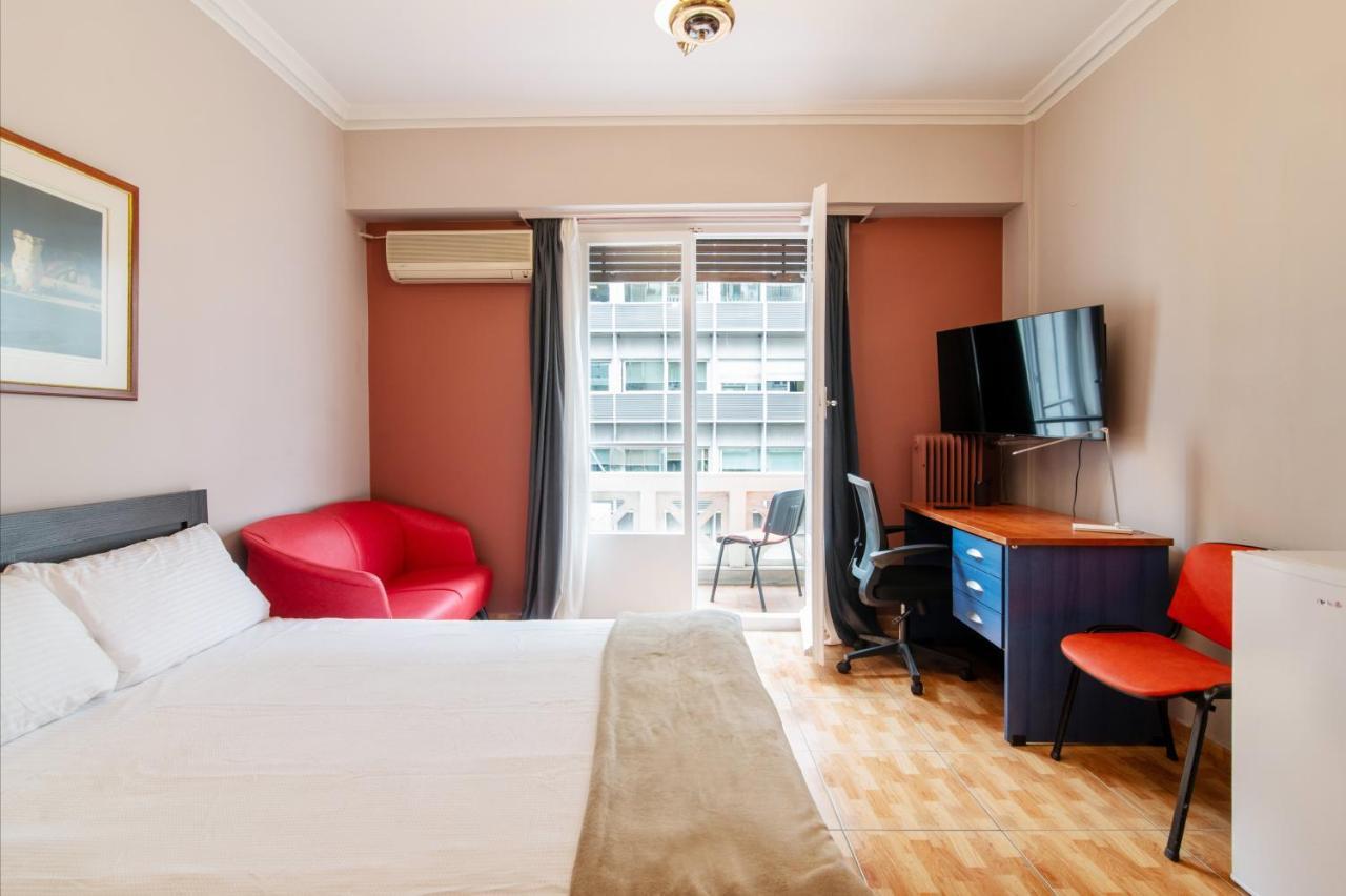 Charlie City Center Room Aten Exteriör bild